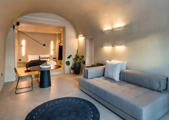 Villa Iota Monocave By Thireon