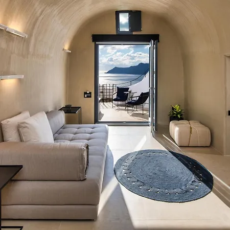 Iota Monocave By Thireon Oia