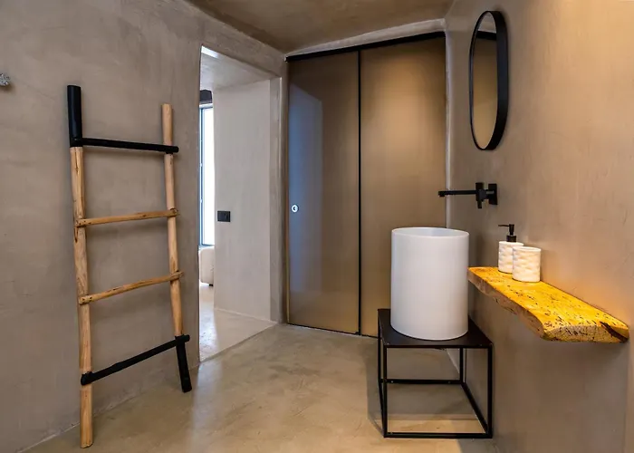 Iota Monocave By Thireon *